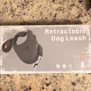 Retractable dog leash